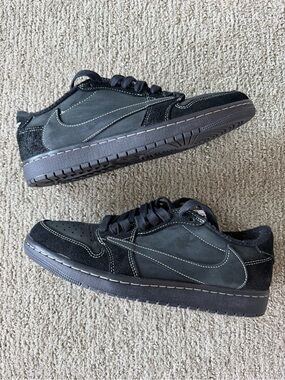 Jordan 1 Low Travis Scott Black Phantom